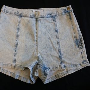 Acid Wash High Waisted shorts